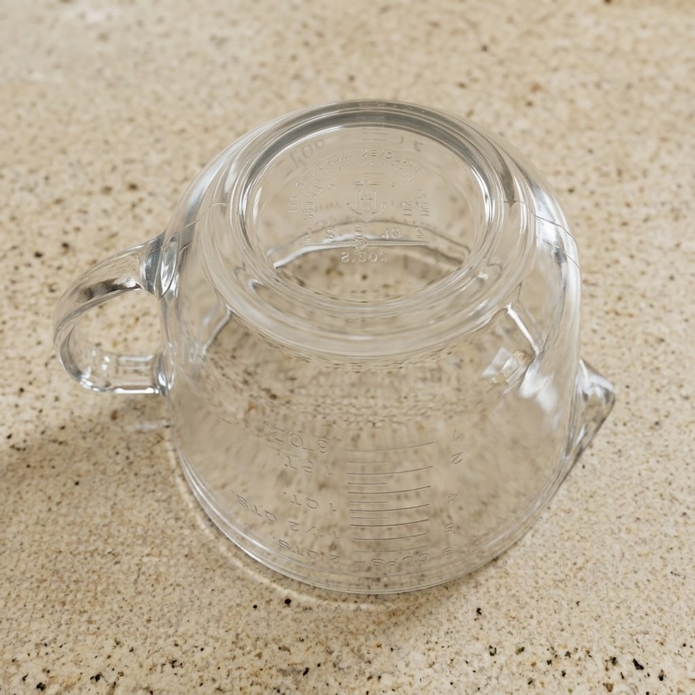 Vintage Anchor Hocking Fire King 8 Cup 2 Qt Batter Bowl Measuring Pour Spout - Picture 9 of 10